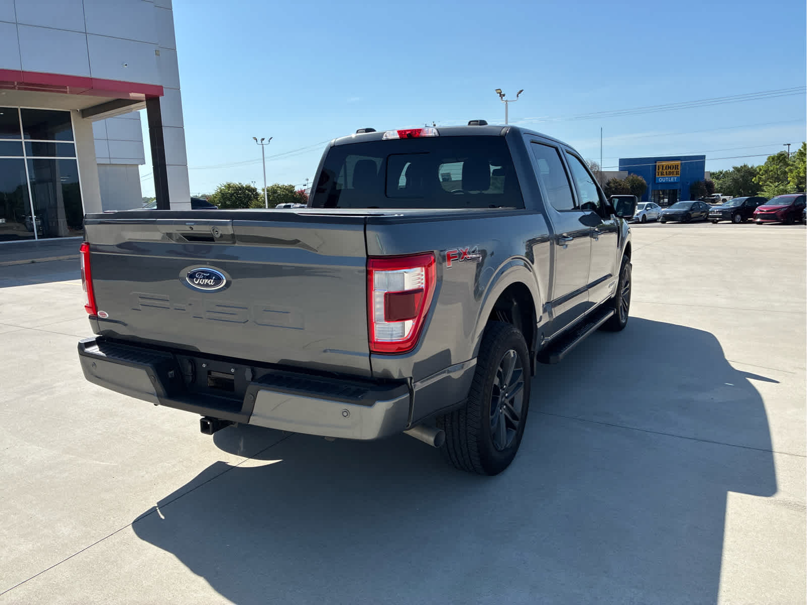 2023 Ford F-150 LARIAT