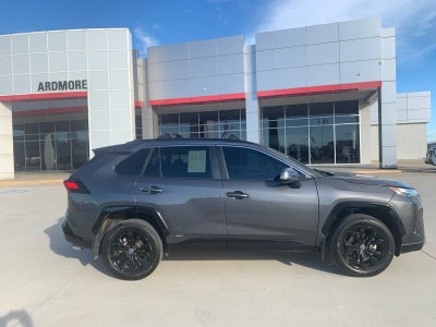 2023 Toyota RAV4 Hybrid SE