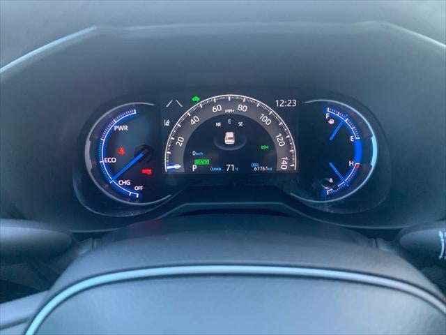 2023 Toyota RAV4 Hybrid SE