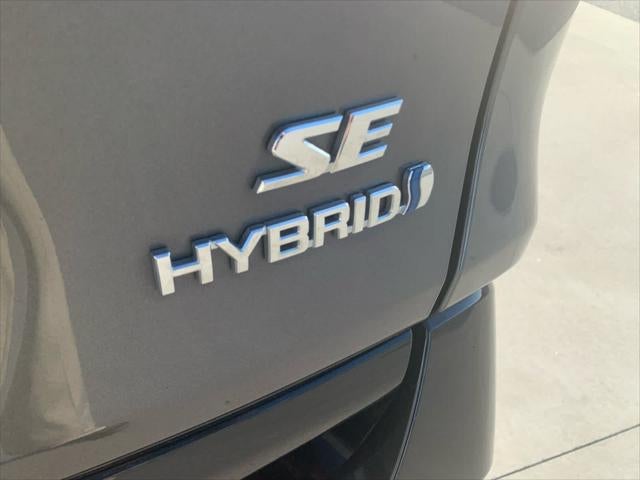 2023 Toyota RAV4 Hybrid SE