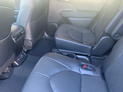 2024 Toyota Highlander Platinum