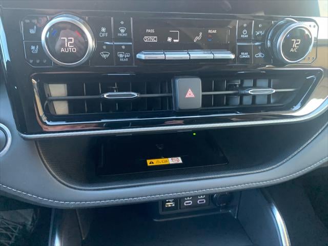 2024 Toyota Highlander Platinum