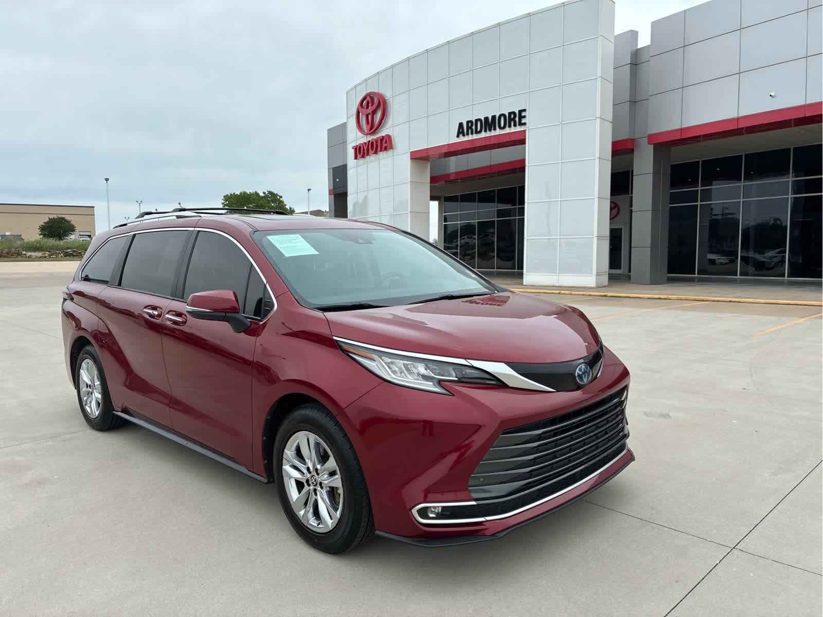 2023 Toyota Sienna Limited