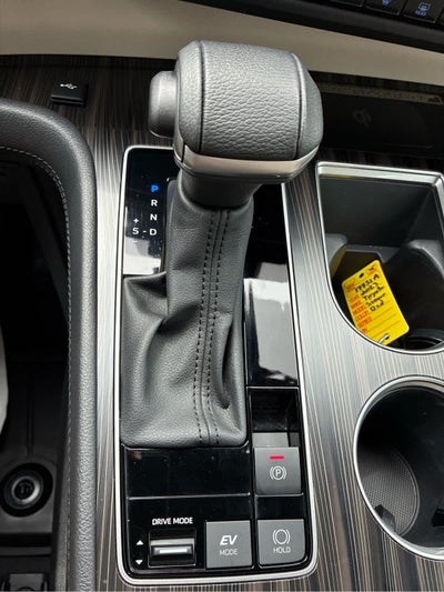 2023 Toyota Sienna Limited
