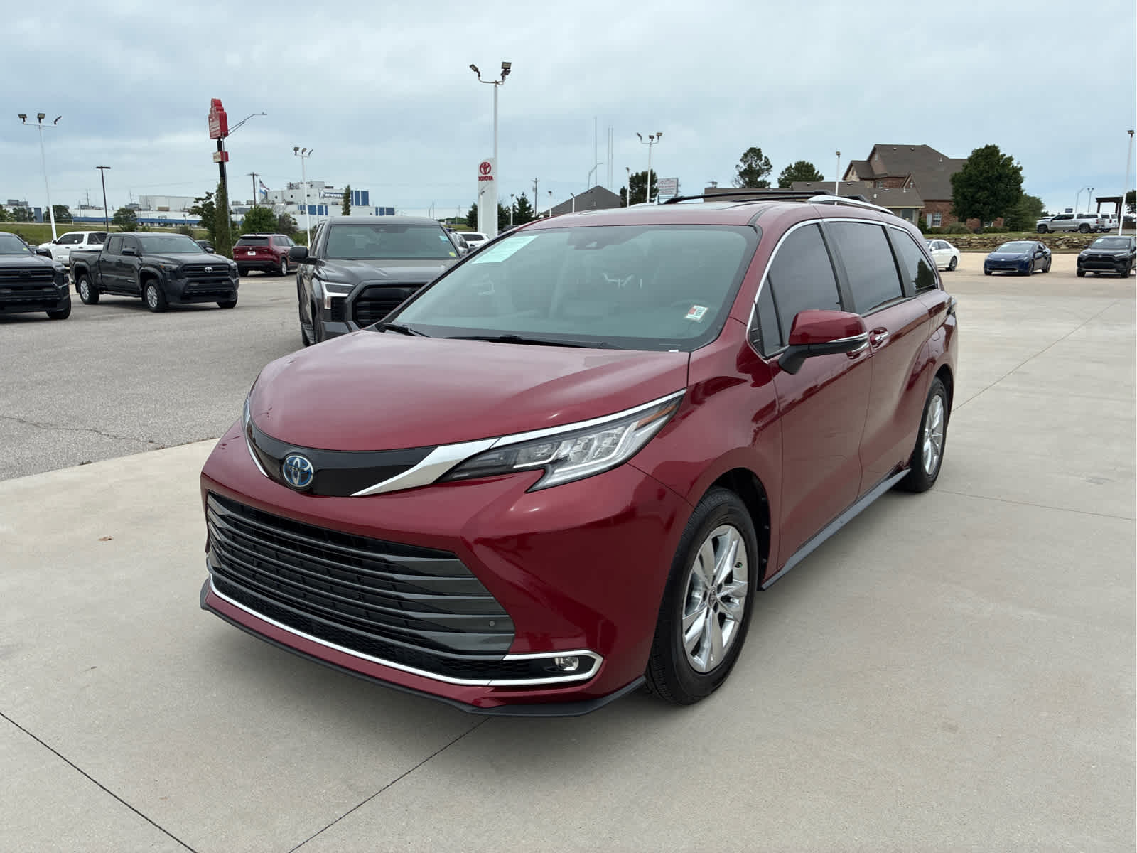 2023 Toyota Sienna Limited