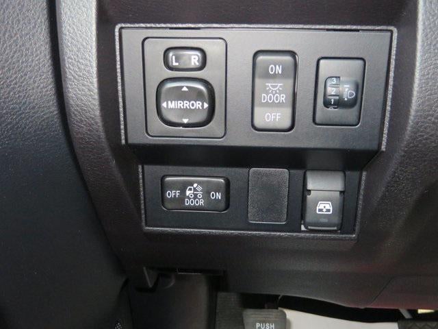 2015 Toyota Tundra SR5