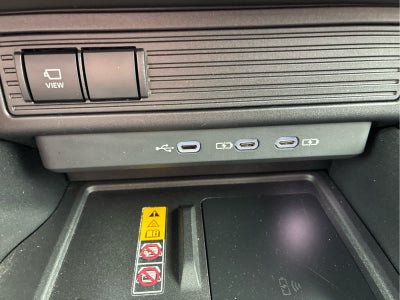 2025 Toyota Land Cruiser 4WD (Natl)