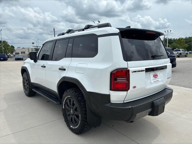 2025 Toyota Land Cruiser 4WD (Natl)