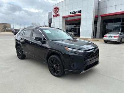 2022 Toyota RAV4 Hybrid SE