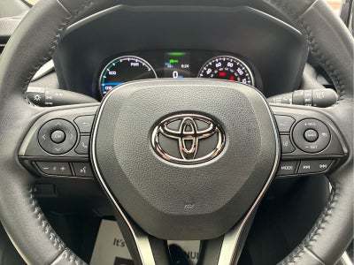 2022 Toyota RAV4 Hybrid SE