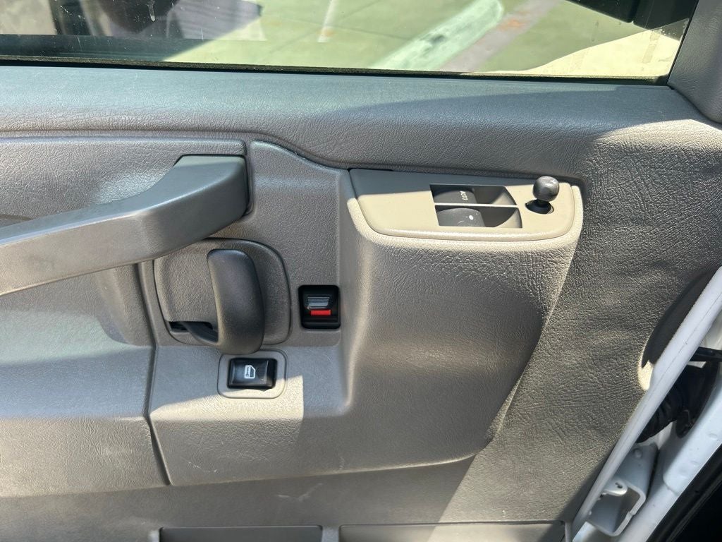 2021 GMC Savana 2500 Work Van
