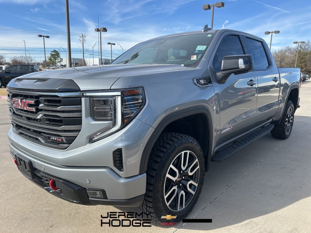 2025 GMC Sierra 1500 AT4