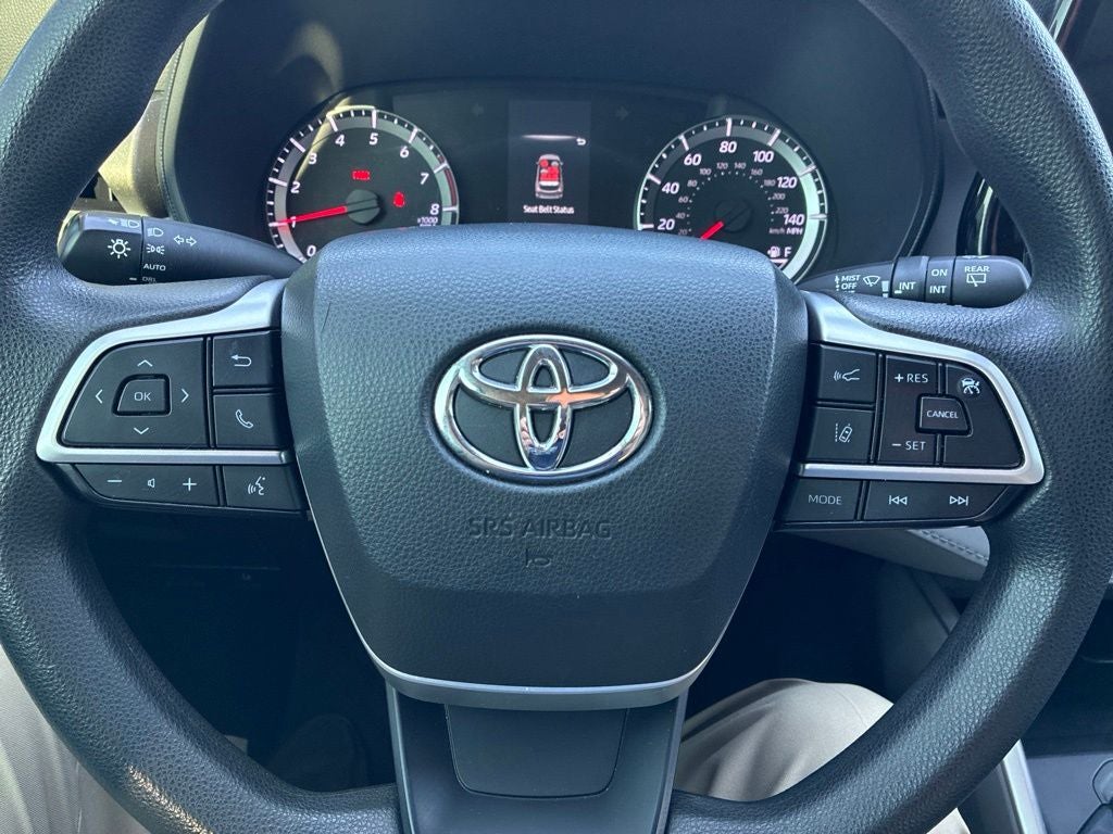 2022 Toyota Highlander L