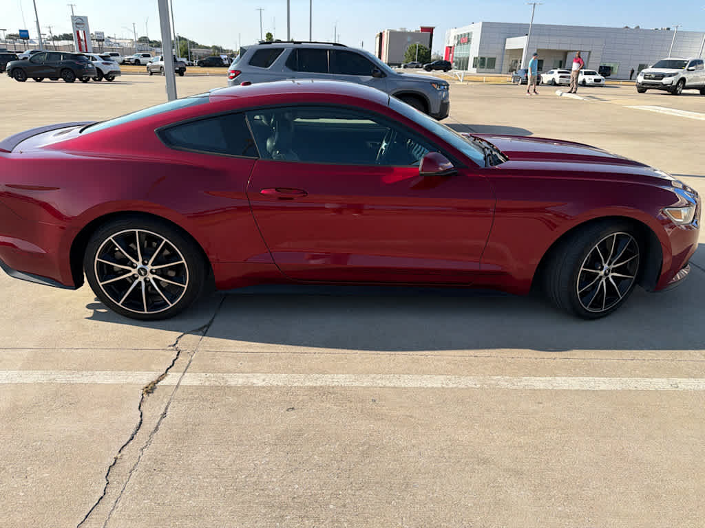 2017 Ford Mustang EcoBoost Premium