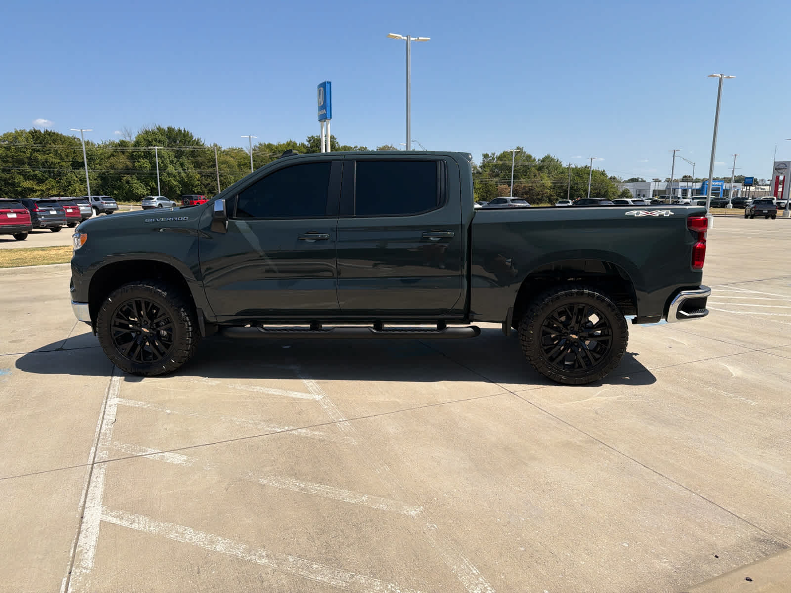 2025 Chevrolet Silverado 1500 LT