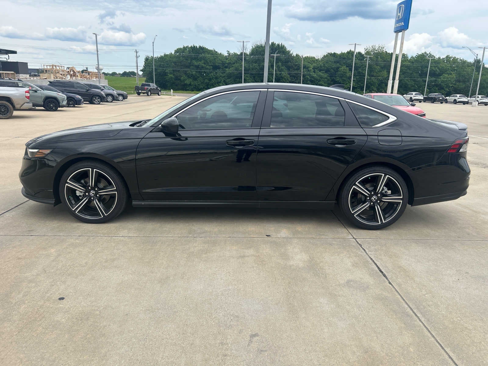 2025 Honda Accord Hybrid Sport