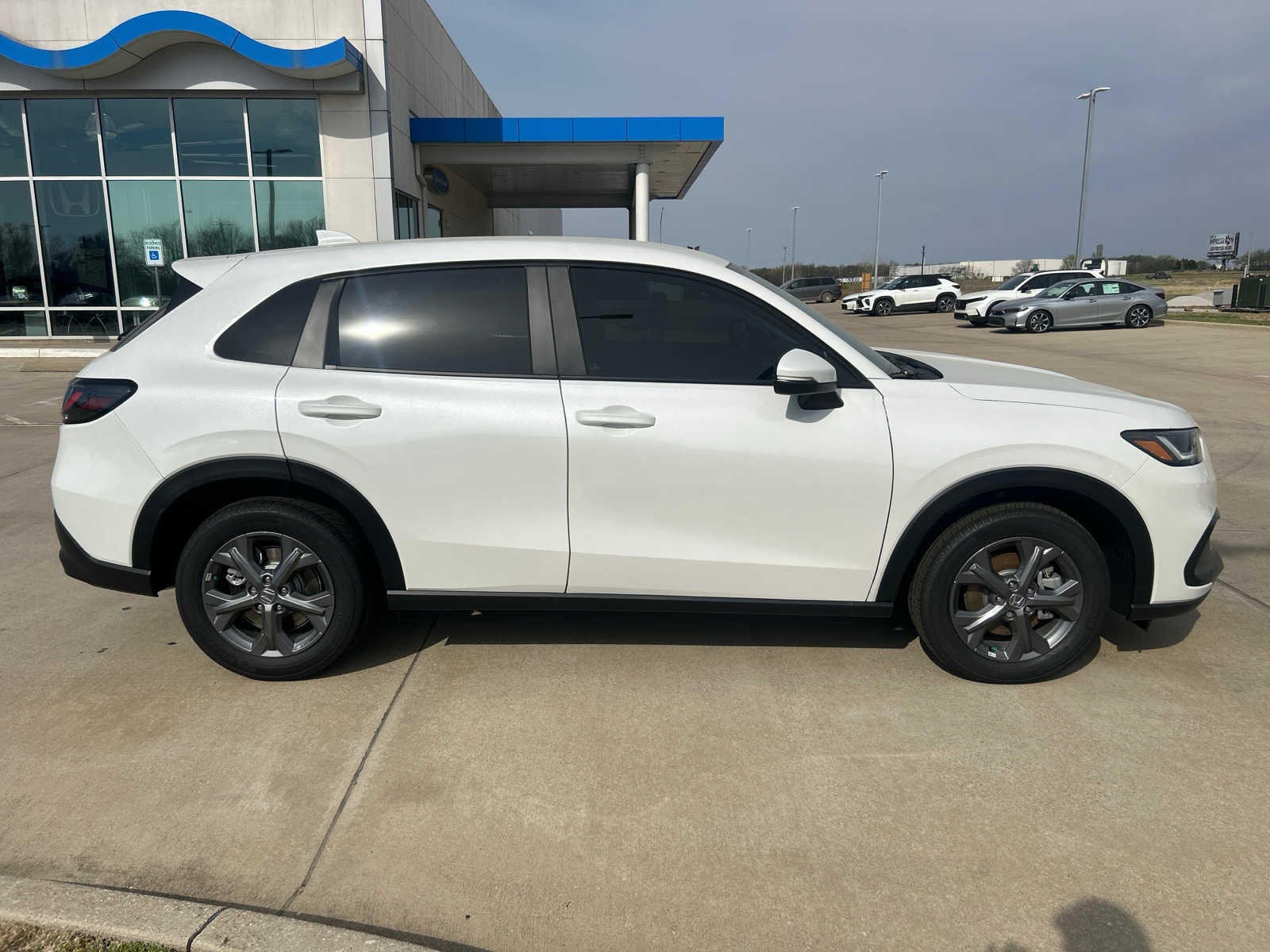 2026 Honda HR-V LX