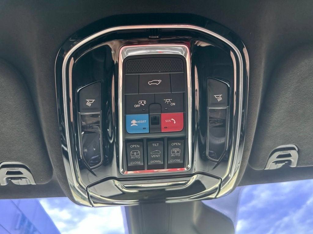2023 Jeep Grand Wagoneer Series II Obsidian