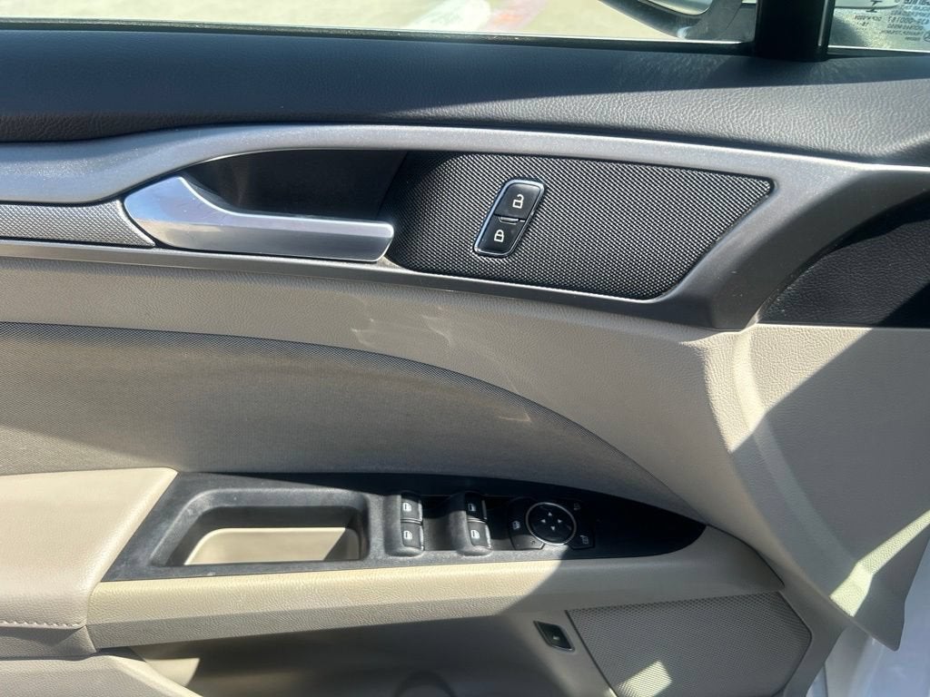 2019 Ford Fusion Hybrid SE