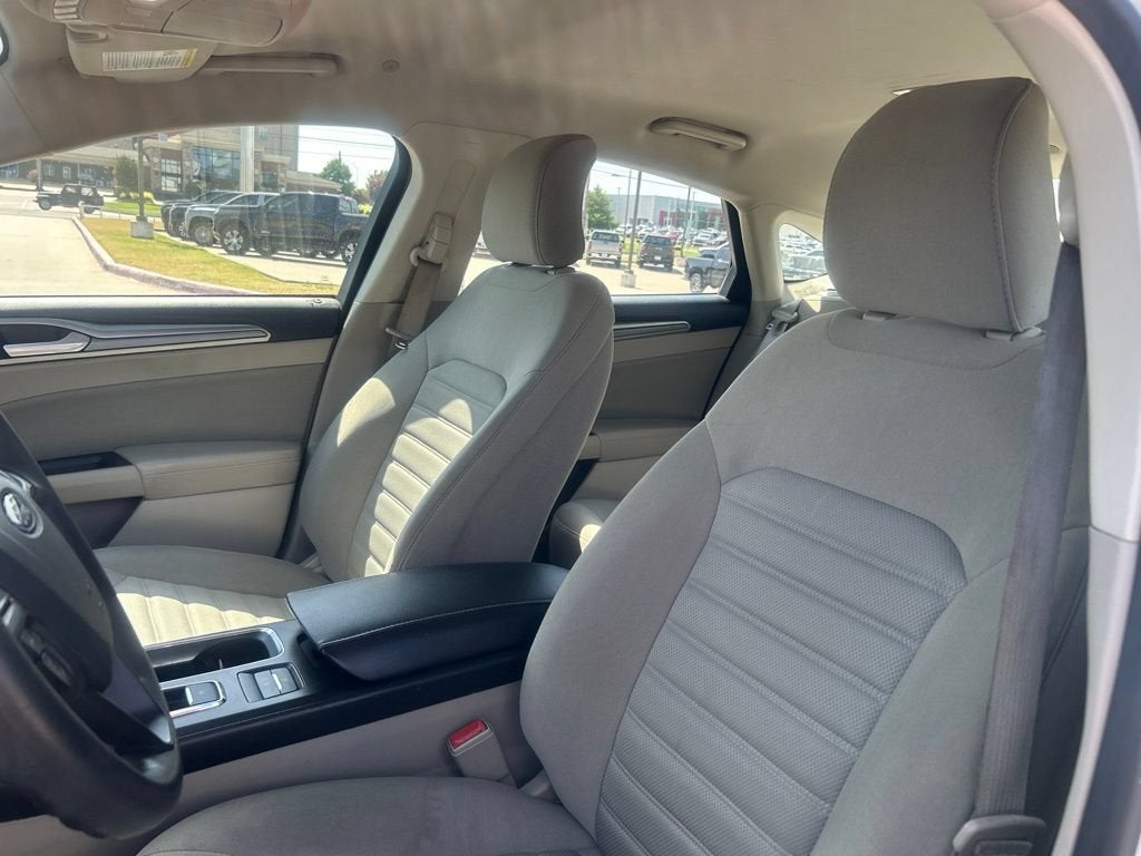 2019 Ford Fusion Hybrid SE